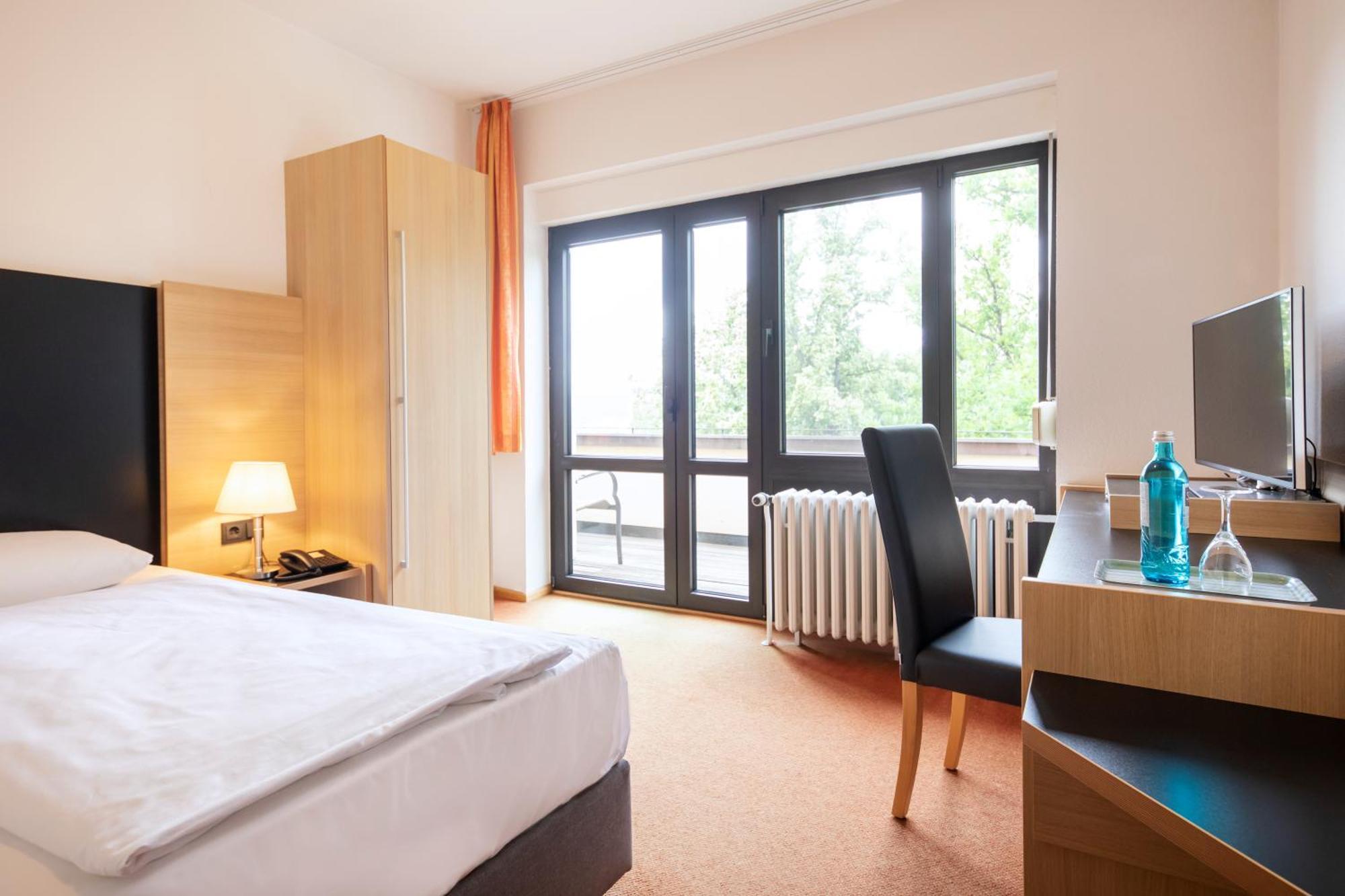 Roomingtons Hotel Franziskushoehe Lohr 외부 사진