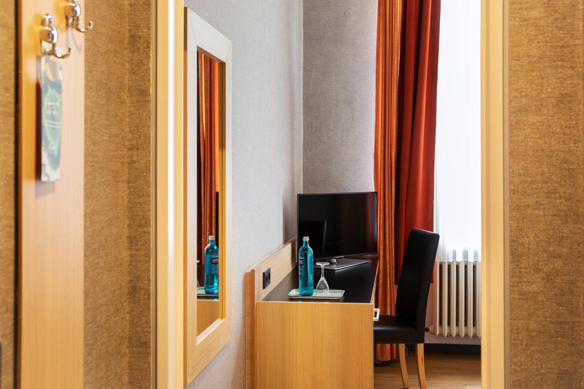 Roomingtons Hotel Franziskushoehe Lohr 외부 사진