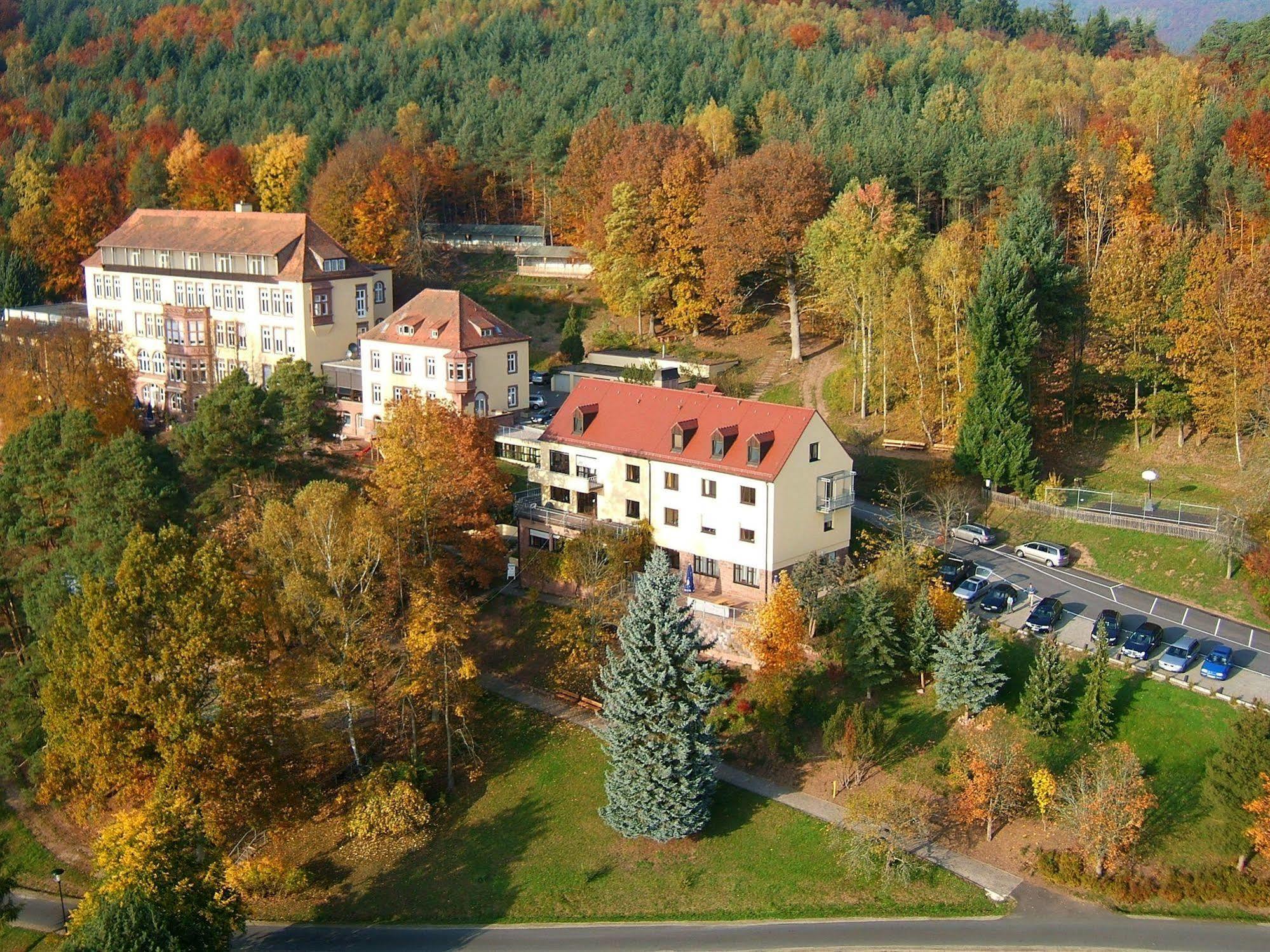 Roomingtons Hotel Franziskushoehe Lohr 외부 사진